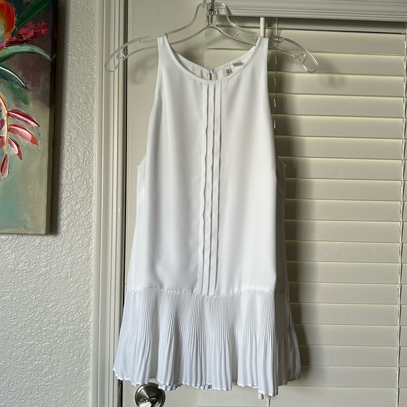 Cato White Pleated Tank Top - Picture 1 of 6